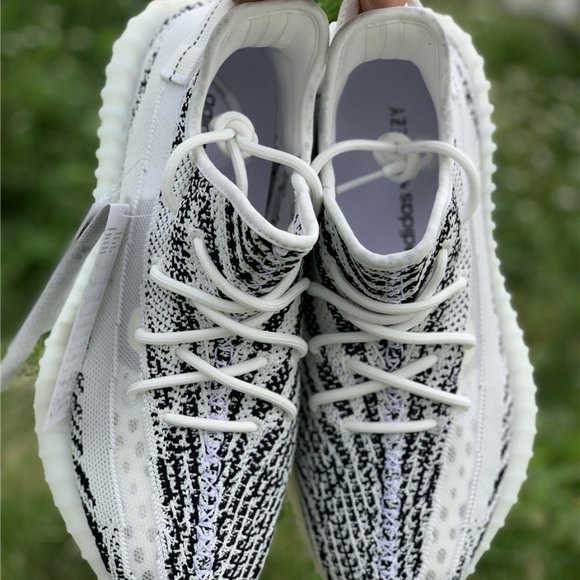 Yeezy 350 Boost“Static Refective”